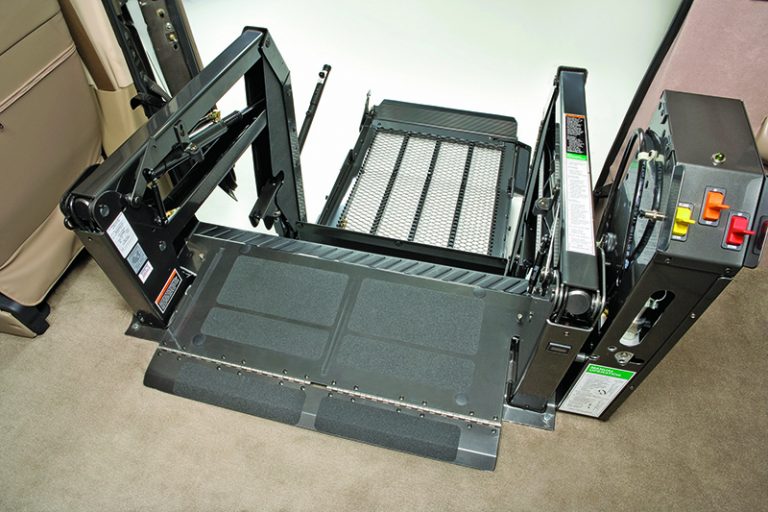 Braun Millenium Series Wheelchair Lift Find The Perfect Platform Lift