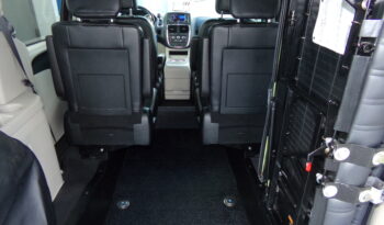 2020 Dodge Grand Caravan / BraunAbility Rear-Entry Foldout V7 Manual Ramp full
