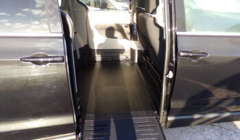 2023 Chrysler Voyager / BraunAbility Side-Entry Companion Manual Ramp full